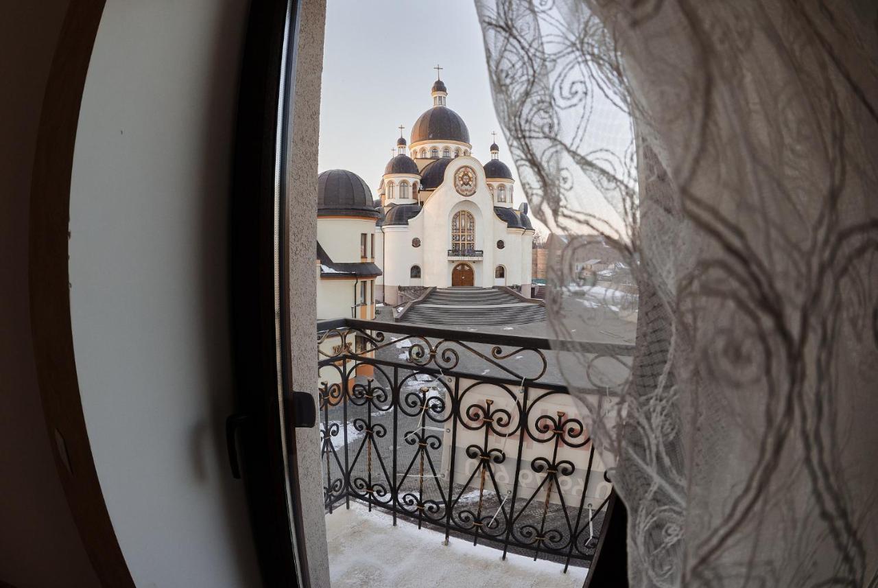 City Centre Apartment Коломия Екстериор снимка