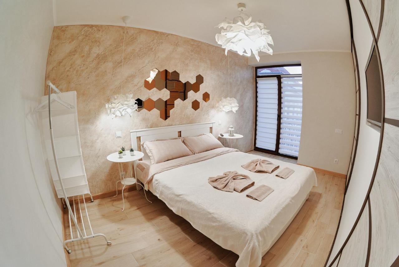 City Centre Apartment Коломия Екстериор снимка
